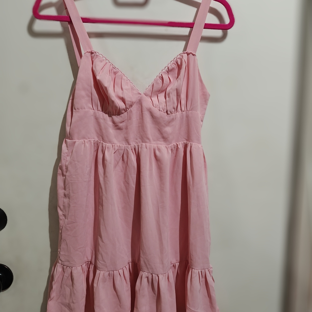 Elegant Pink Sleeveless Dress
